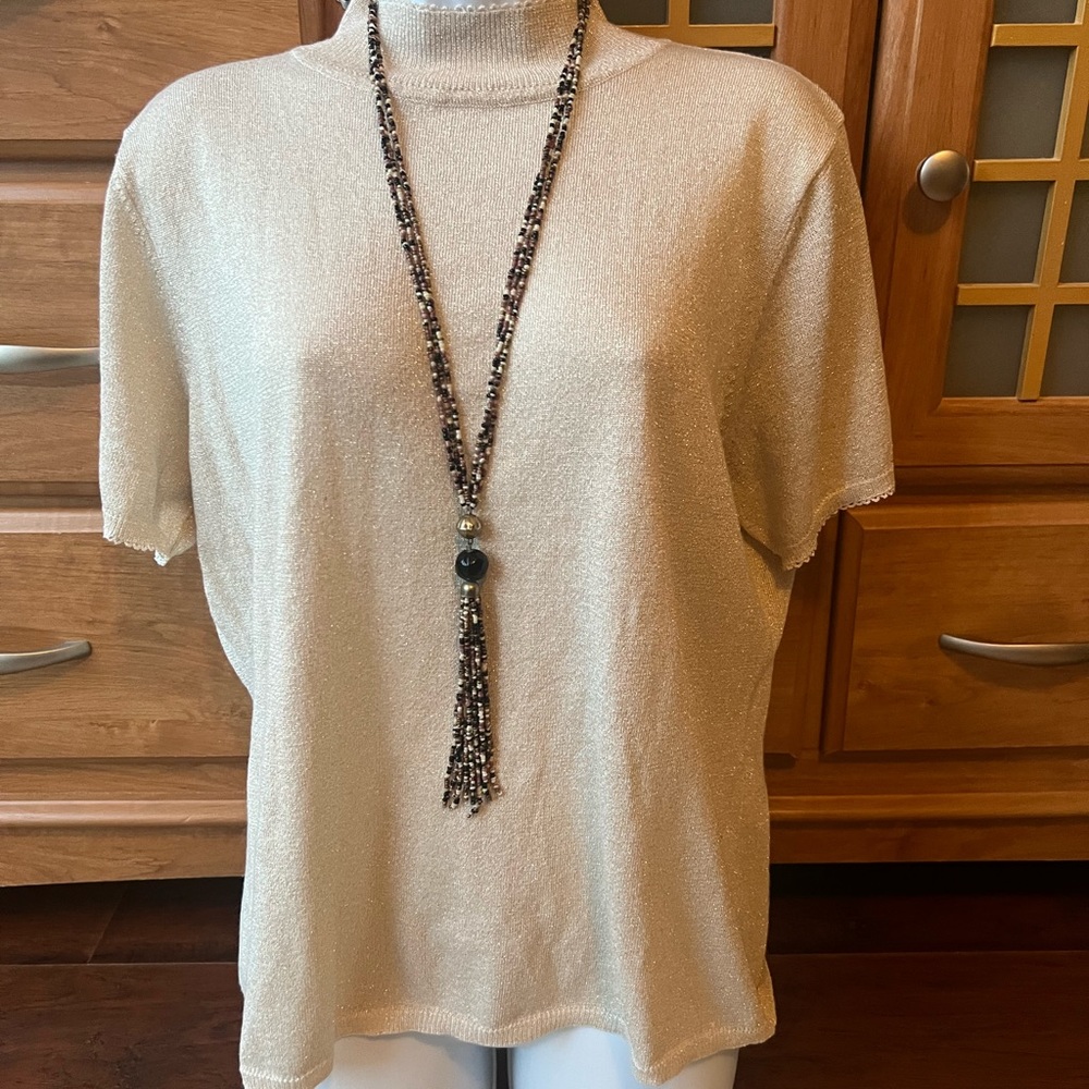 Golden sweater sparkle crew neck